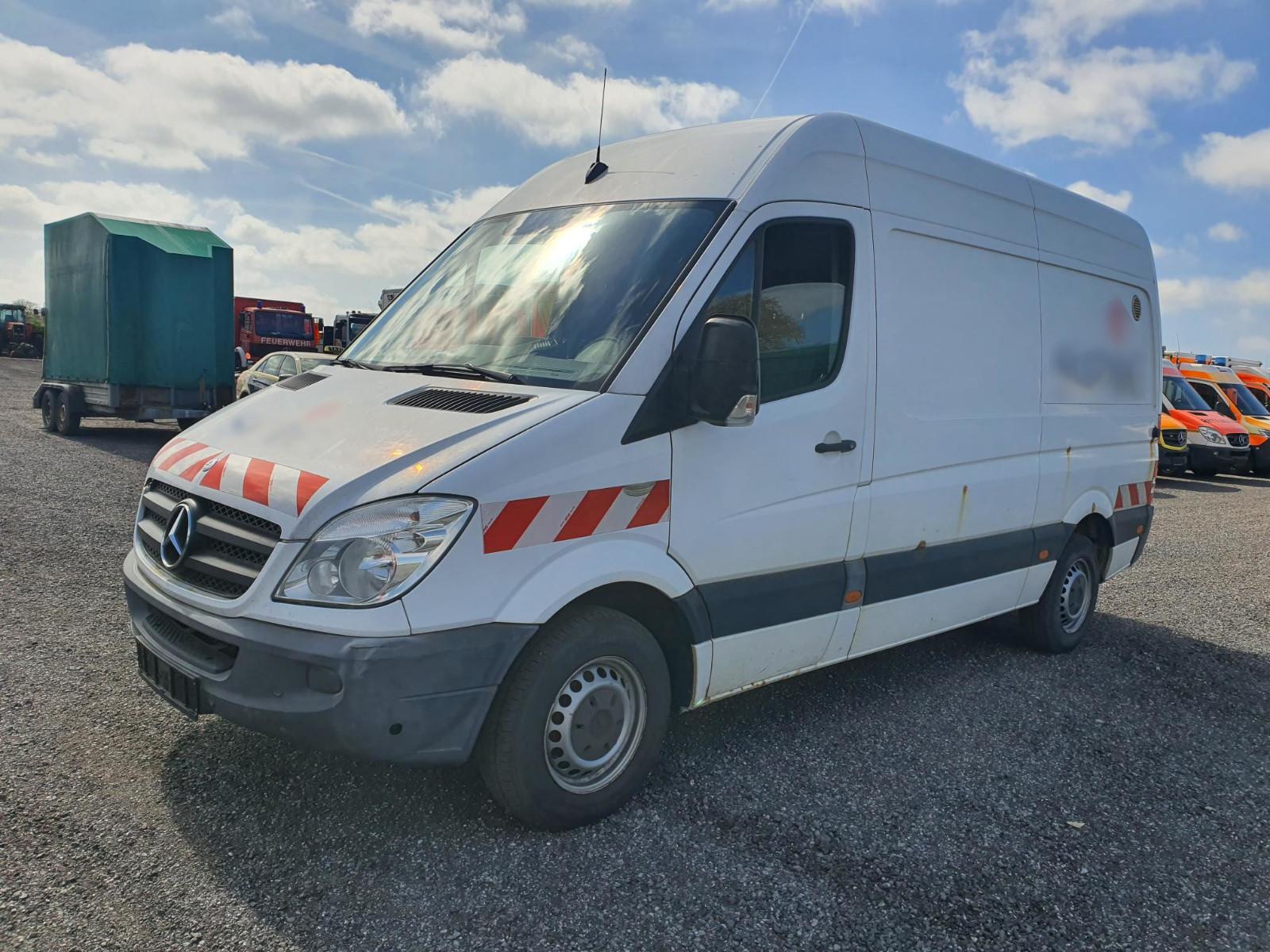 Mercedes-Benz Sprinter Kasten 216 CDI