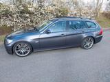 BMW 330 i Kombi/2.Hand - BMW 330 aus 2006: 330i