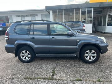 Toyota Land Cruiser - 2