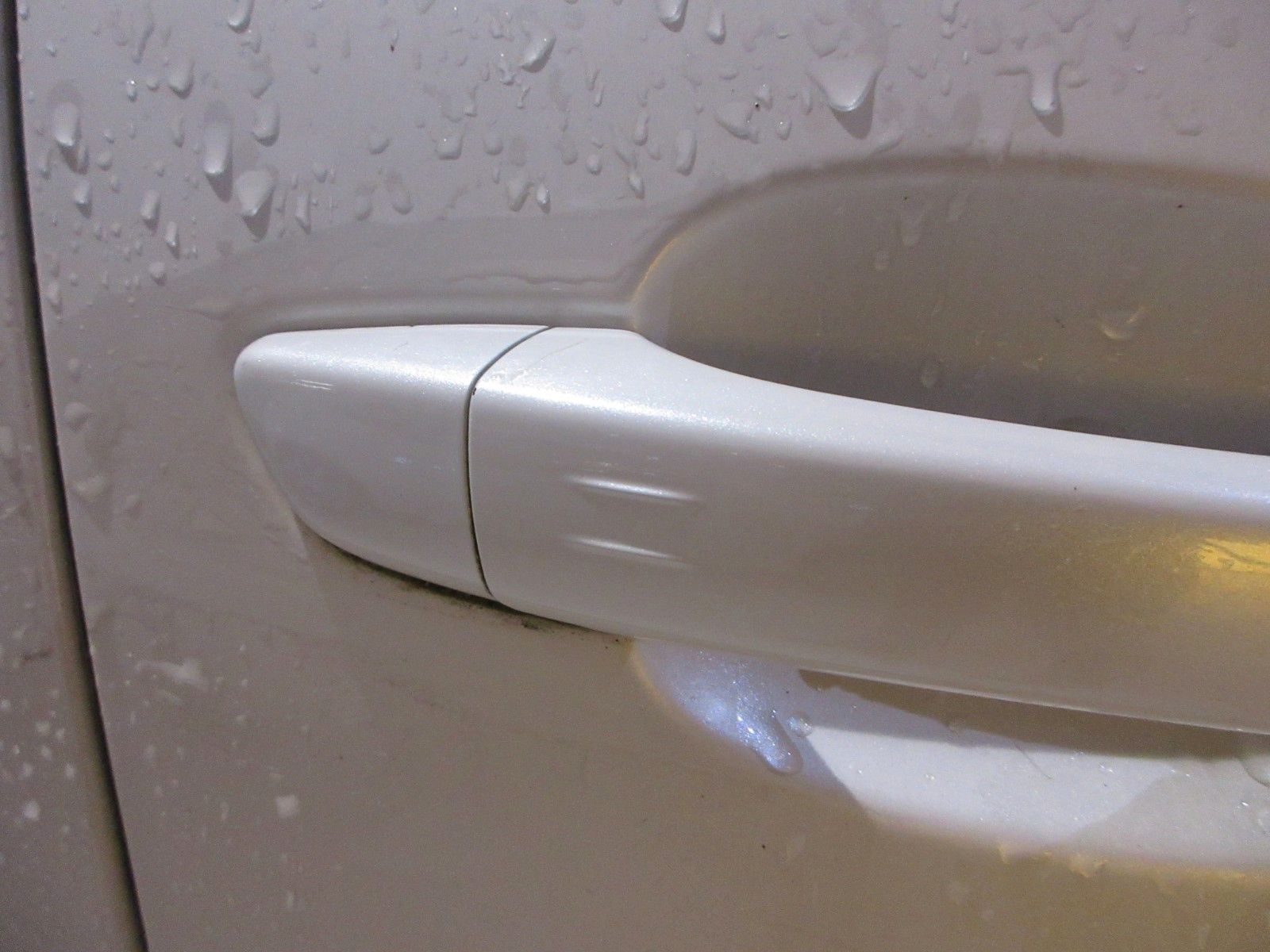 Fahrzeugabbildung Peugeot 3008 Allure 1.2T LED/NAVI/PDC/R´CAM/KEYLESS