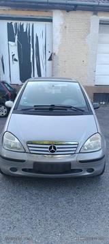 Mercedes-Benz Mercedes A-190 - Mercedes-Benz A 190: Kleinwagen