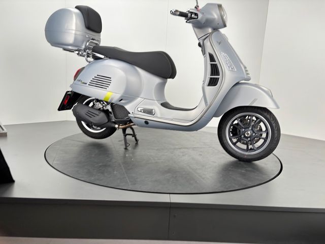 Vespa GTS 125 SUPER TECH *NEUWERTIG *TOPCASE
