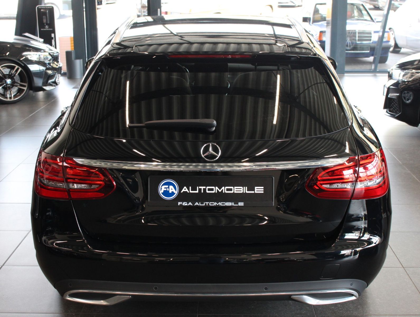 Fahrzeugabbildung Mercedes-Benz C 200 d T Avantgarde*Ambiente*Apple CarPlay