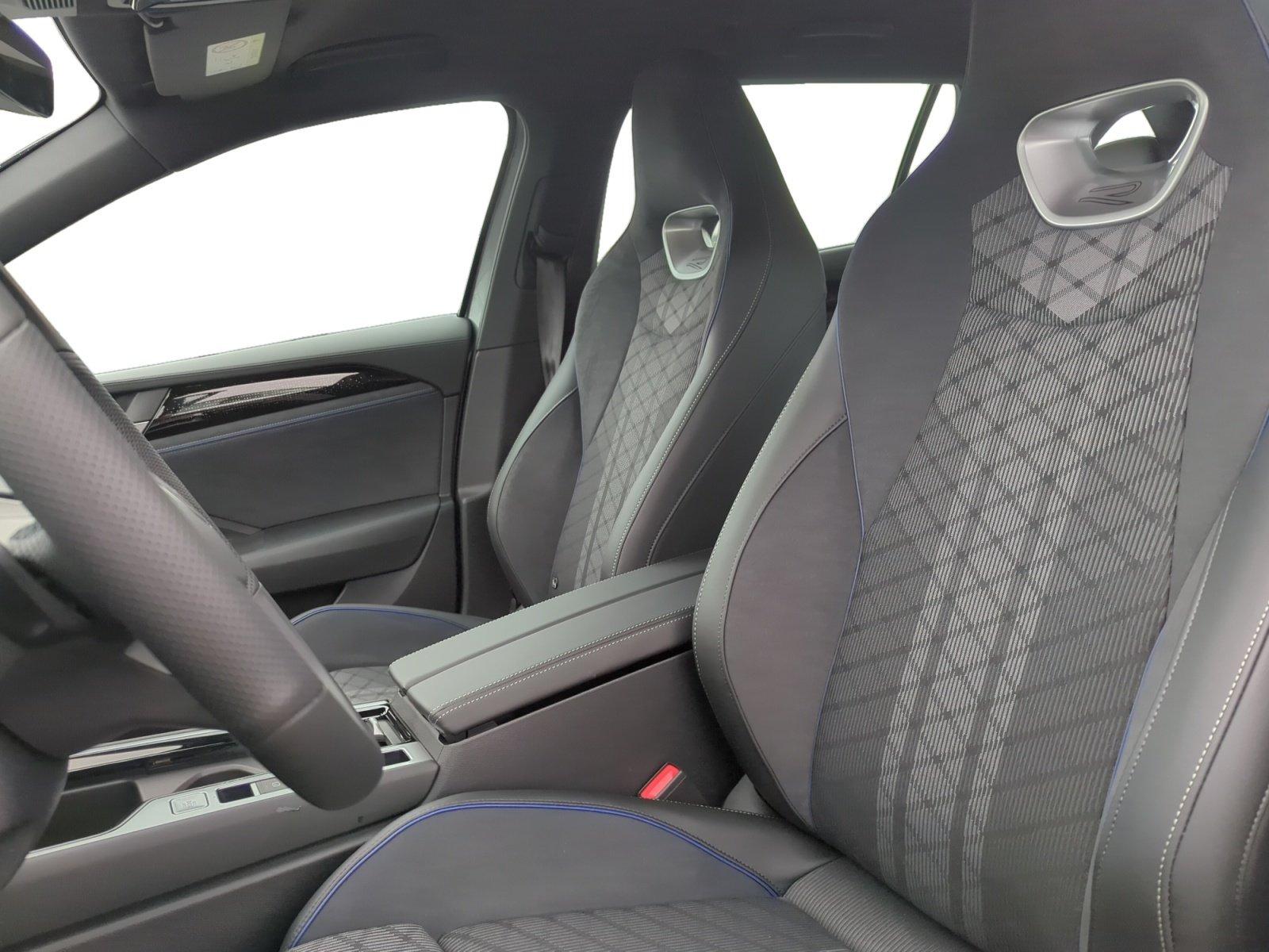 Volkswagen Passat R-Line 2.0TSI DSG 4M 4M*APP, миниатюра 8