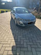 Opel Astra 1.6 85kW Automatik Jahreswagenzustand  - gebrauchte Opel Astra aus dem Jahr 2013