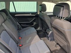 Fahrzeugabbildung Volkswagen Passat Variant GTE Navi Matrix Virtual Pano AHK