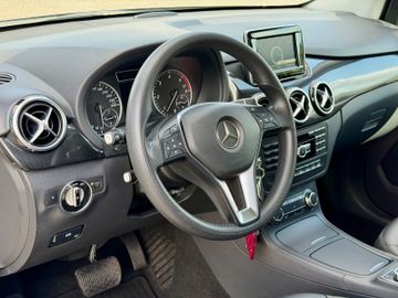 Mercedes B 180 - 8