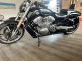 Harley-Davidson Vrod muscle - HARLEY-DAVIDSON VROD