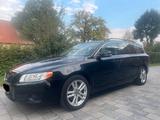 Volvo V70 D4 Geartronic Momentum Momentum - Volvo V70 Momentum mit Diesel-Antrieb