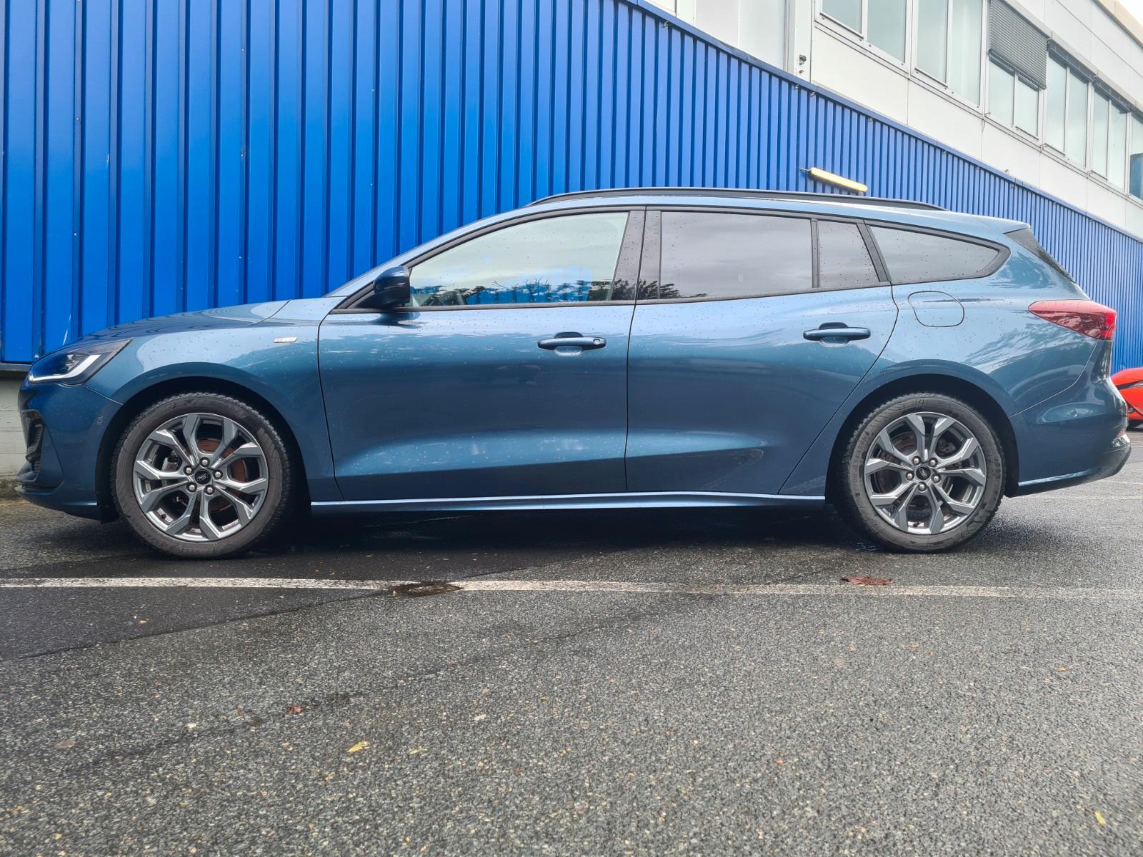 Ford Focus 1.0 Turnier ST-Line X **BLIS*AHK*LED*ACC**