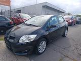 Toyota Auris Executive*TÜV*SITZH*KLIMA*TEMP*KEYLESS*MFL - Toyota Auris: mit Anhängerkupplung