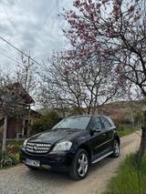 Mercedes-Benz Mercedes ML320 4Matic - Mercedes-Benz ML 320: Von Privat