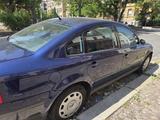 Volkswagen VW-Passat 1.6 Edition Scheckheft gepflegt - VW Passat Variant von 2000