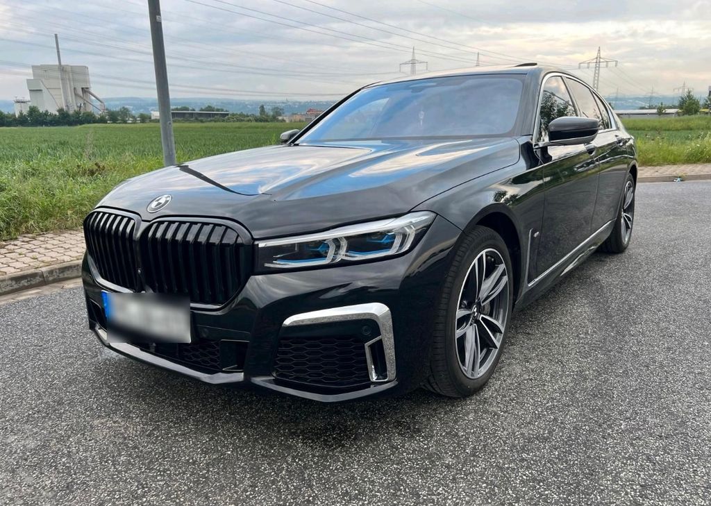 BMW 750