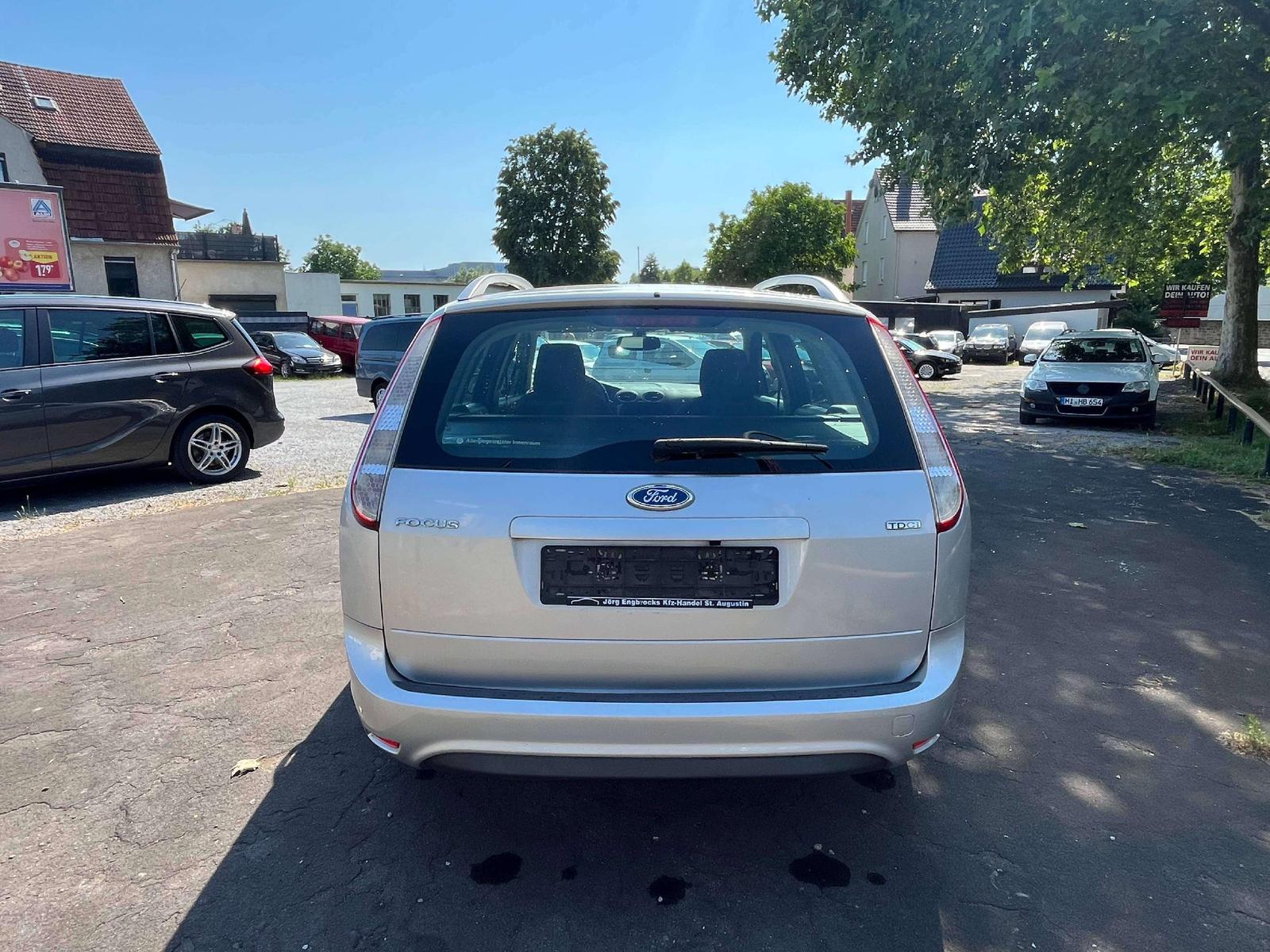 Ford Focus 2009 — photo 5