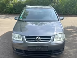 Volkswagen Touran 1.9 TDI Conceptline*KLIMA*SHZ*1.HAND*TOP* - Volkswagen Touran Conceptline mit Diesel-Antrieb