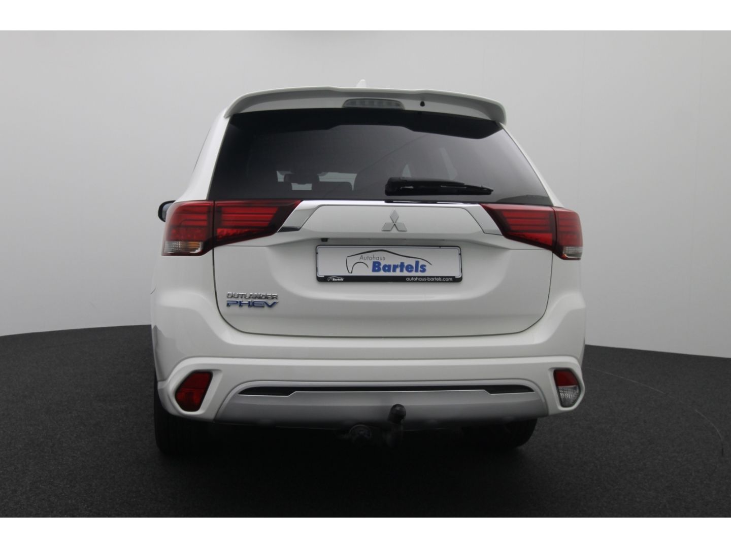 Fahrzeugabbildung Mitsubishi Plug-in Hybrid Outlander PHEV 2.4 Basis 4WD
