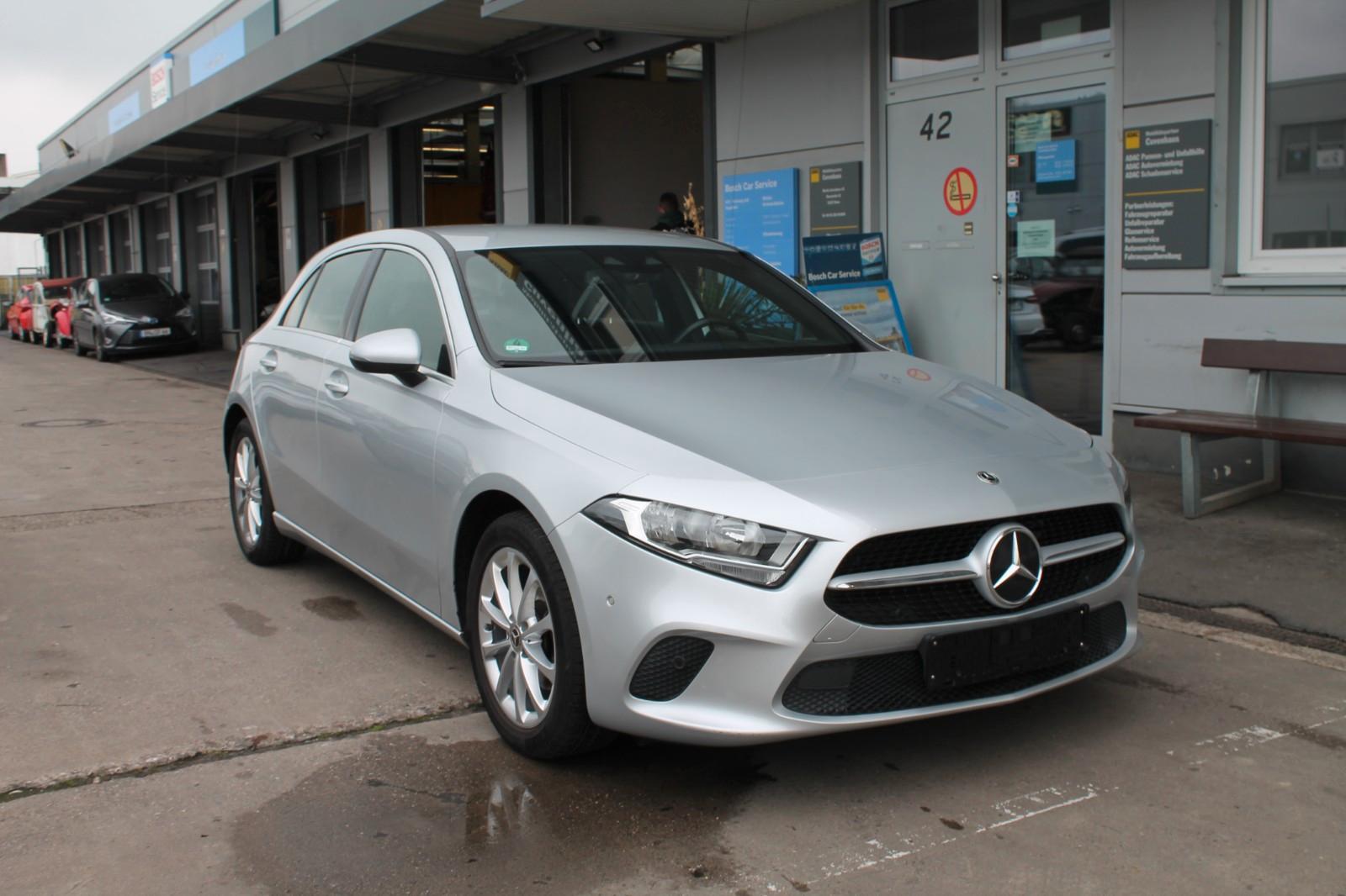 Mercedes-Benz A 180 A -Klasse A 180 d Business