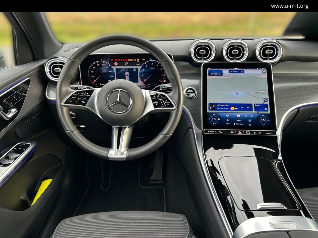MERCEDES-BENZ GLC 200