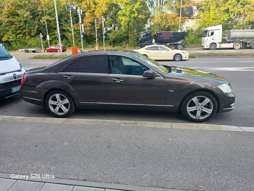 Image of Mercedes-Benz S 350