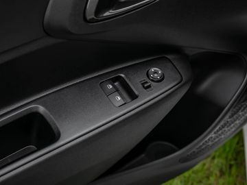 Hyundai i10 1.2 Trend Spurhalteassistent Kamera Navi