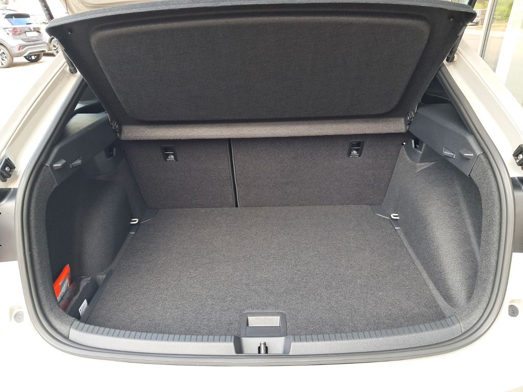 VW Taigo 1.5 TSI DSG R-Line Schiebedach AHK Matrix - Bild 11