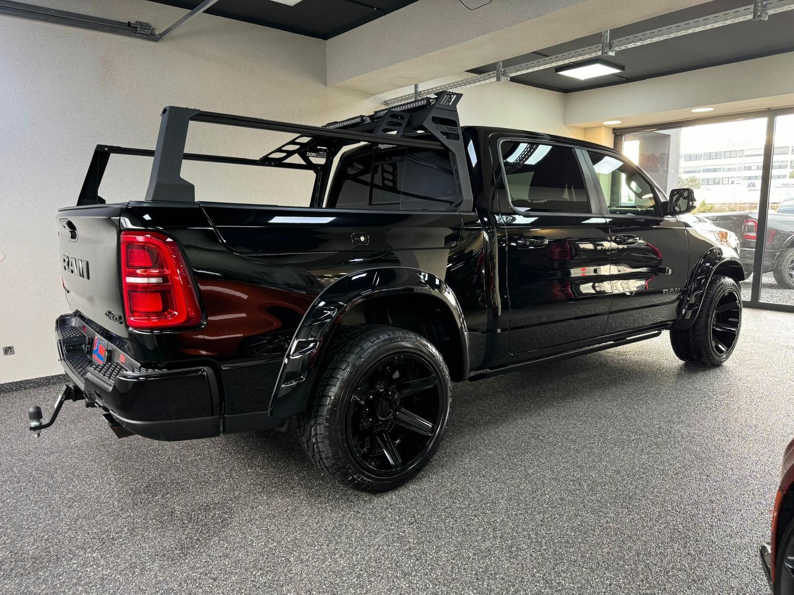 Fahrzeugabbildung Dodge RAM LIMITED HURRICANE 540 PS-LA CHANTI SPECIAL