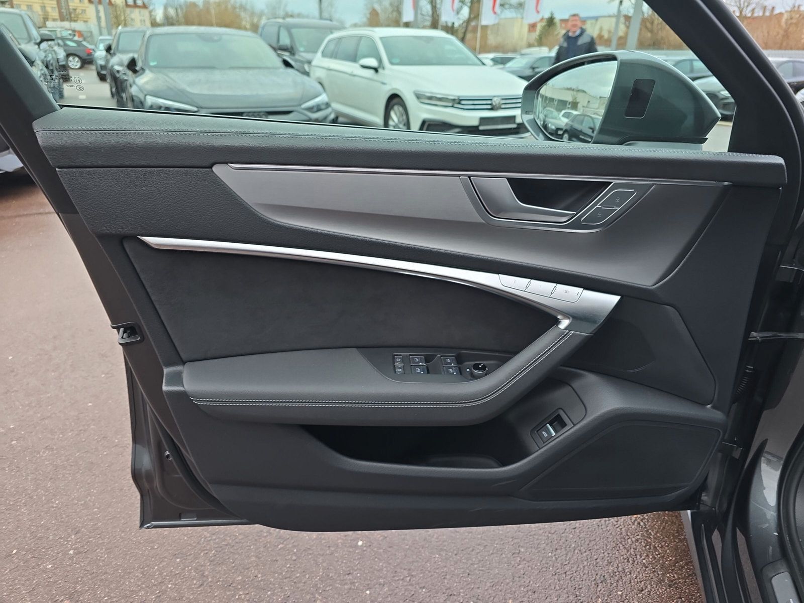 Fahrzeugabbildung Audi S6 Avant TDI qu HD-MATRIX AIR HuD PANO AHK