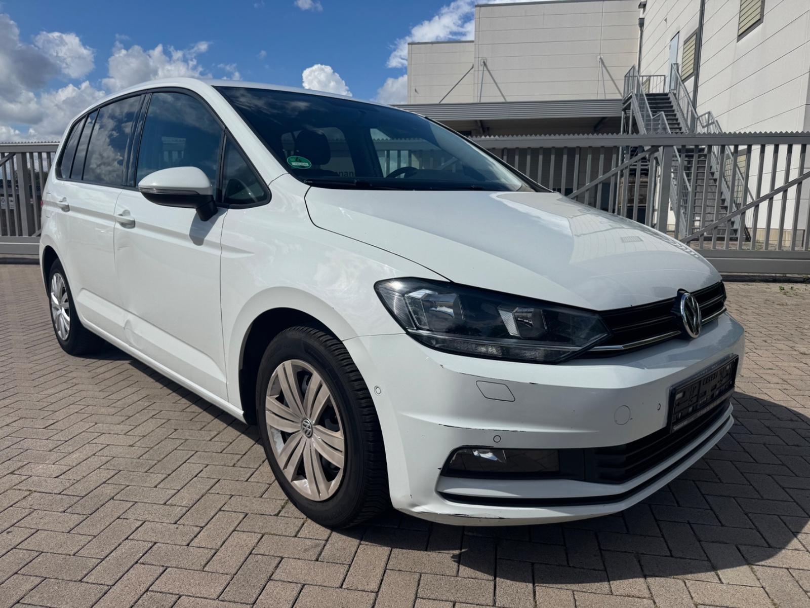 Volkswagen Touran 2,0 TDI SCR DSG Trendline 7-Sitze