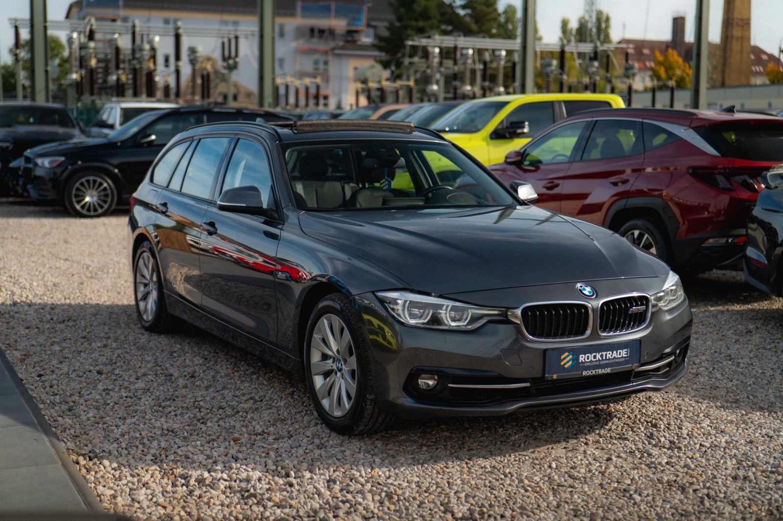 Fahrzeugabbildung BMW 335d xDrive Sport Line | LED | Pano | HUD | TÜV