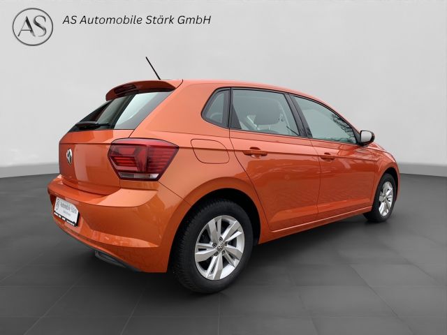 Fahrzeugabbildung Volkswagen Polo Comfortline+5 Türer+Autom.+CarPlay+Android