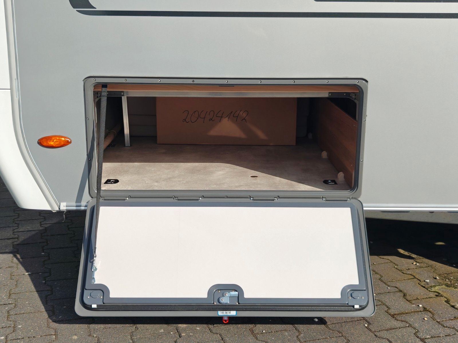 Fahrzeugabbildung HYMER / ERIBA / HYMERCAR Feeling 442 2026