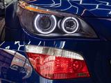 BMW E60 M5 V10 - BMW M5: V10