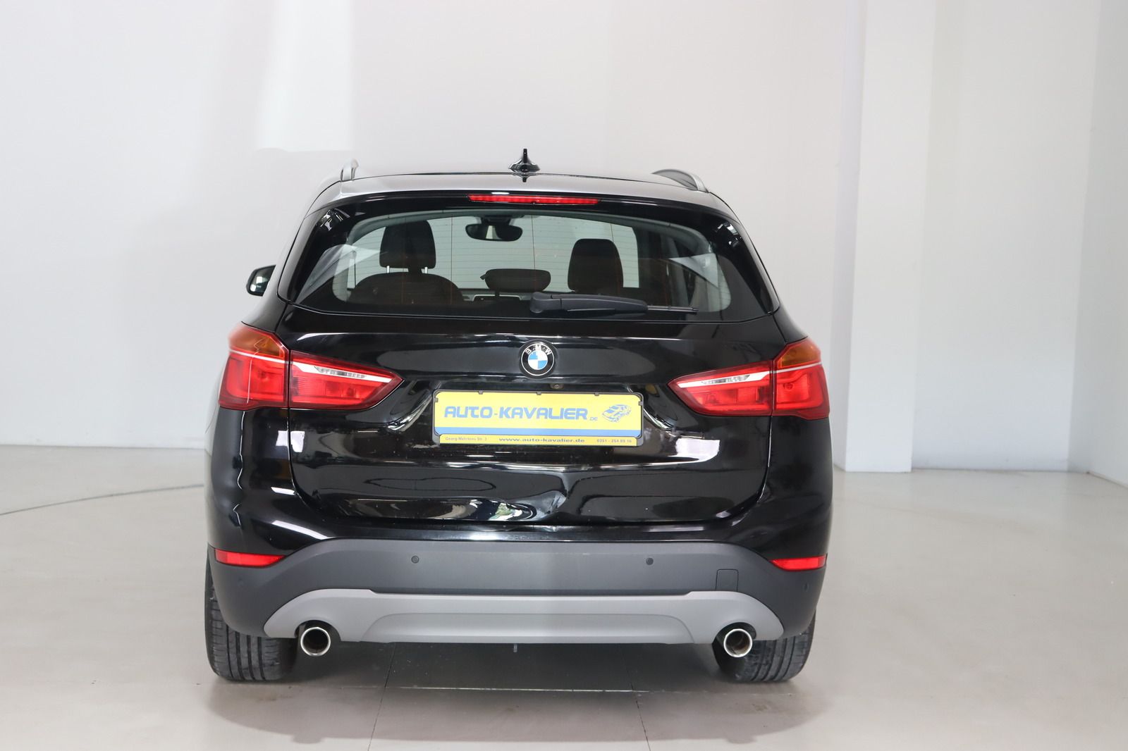 Fahrzeugabbildung BMW X1 xDrive18d * LED * Navi * RFK