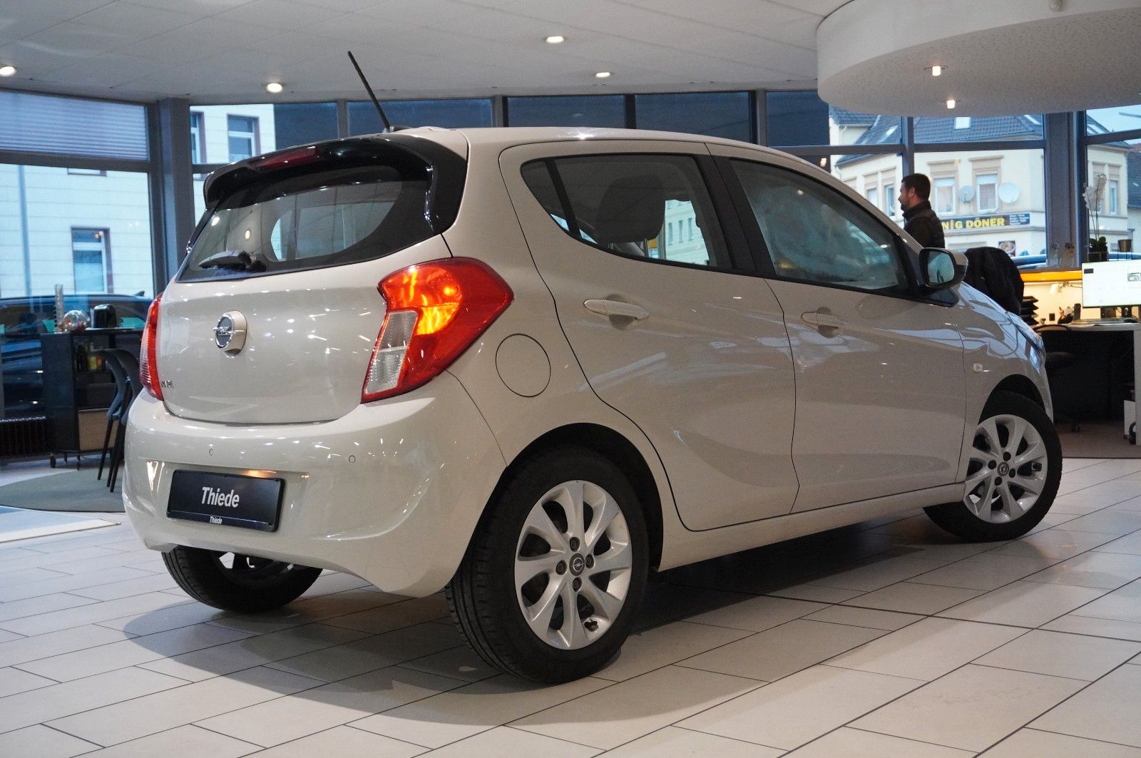 Fahrzeugabbildung Opel Karl 1.0 INNOVATION SHZ/KLIMAAUTOMATIK/ALU