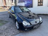 Mercedes-Benz C 230 Sportcoupe C 230 Sport Edition / PANORAMA. - Mercedes-Benz C 230 aus 2005: Sport