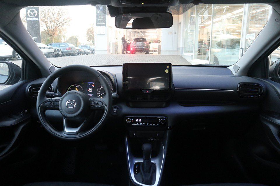 Fahrzeugabbildung Mazda 2 Hybrid Homura 1.5L VVT-i 116 PS CVT ACAA RFK E