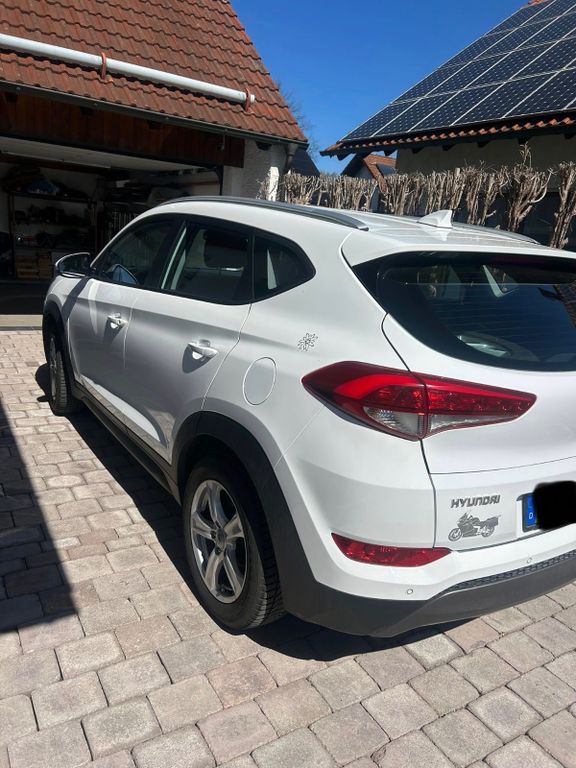 Image of Hyundai TUCSON