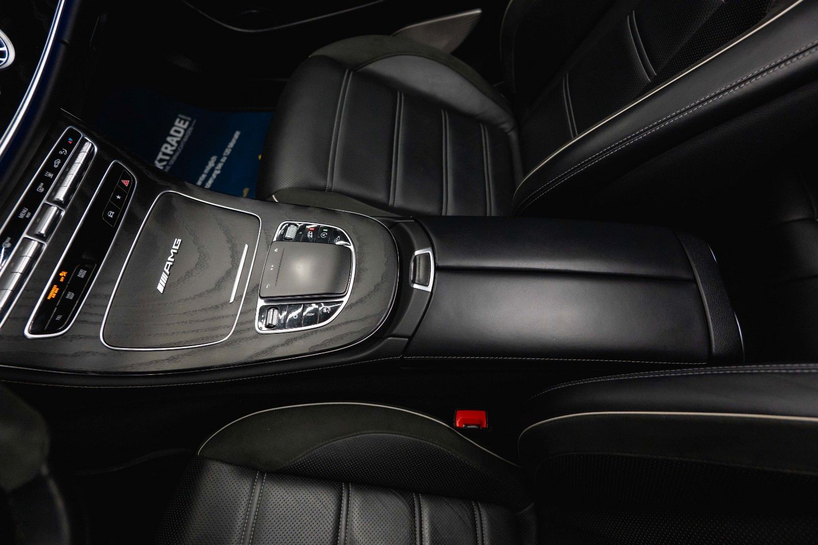 Fahrzeugabbildung Mercedes-Benz E 63 S AMG 4Matic+ Performance Night-Paket *ACC*