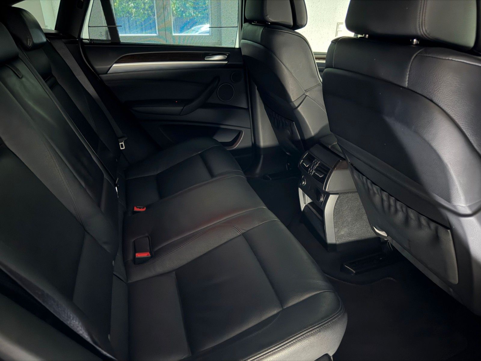 Fahrzeugabbildung BMW X6 M50 d/eGSD/AHK/HuD/SOFT CLOSE/STHZ/ACC