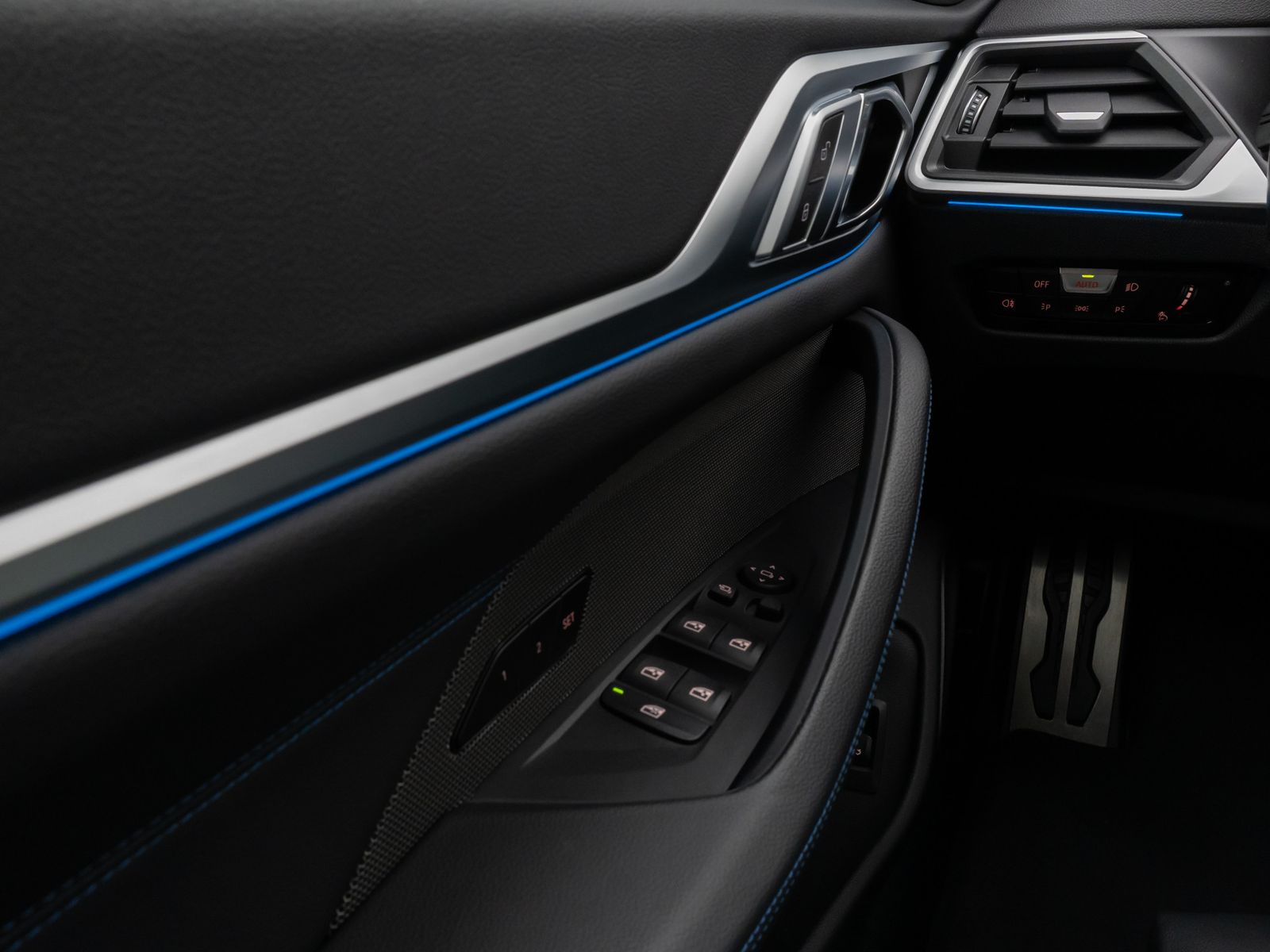 Fahrzeugabbildung BMW i4 M50 GranCoupé 360°Glasdach HUD DAB H/K 19Zoll