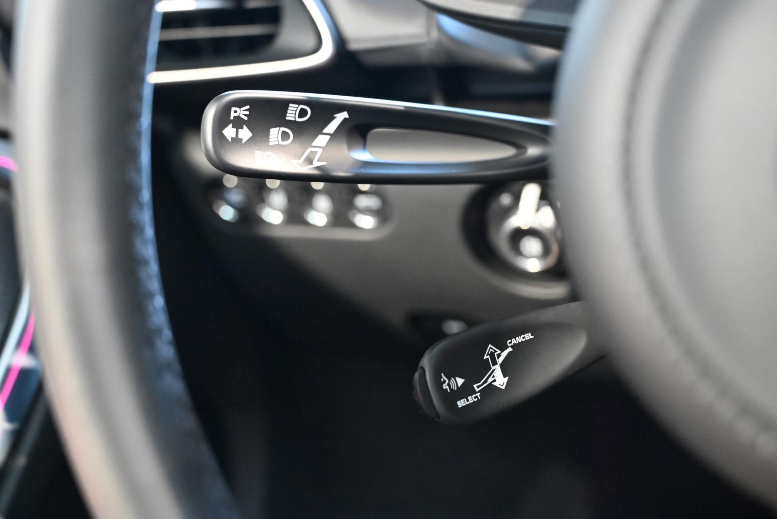 McLaren Artura MSO Ceramic Grey/Tech Lux/Technology Pack