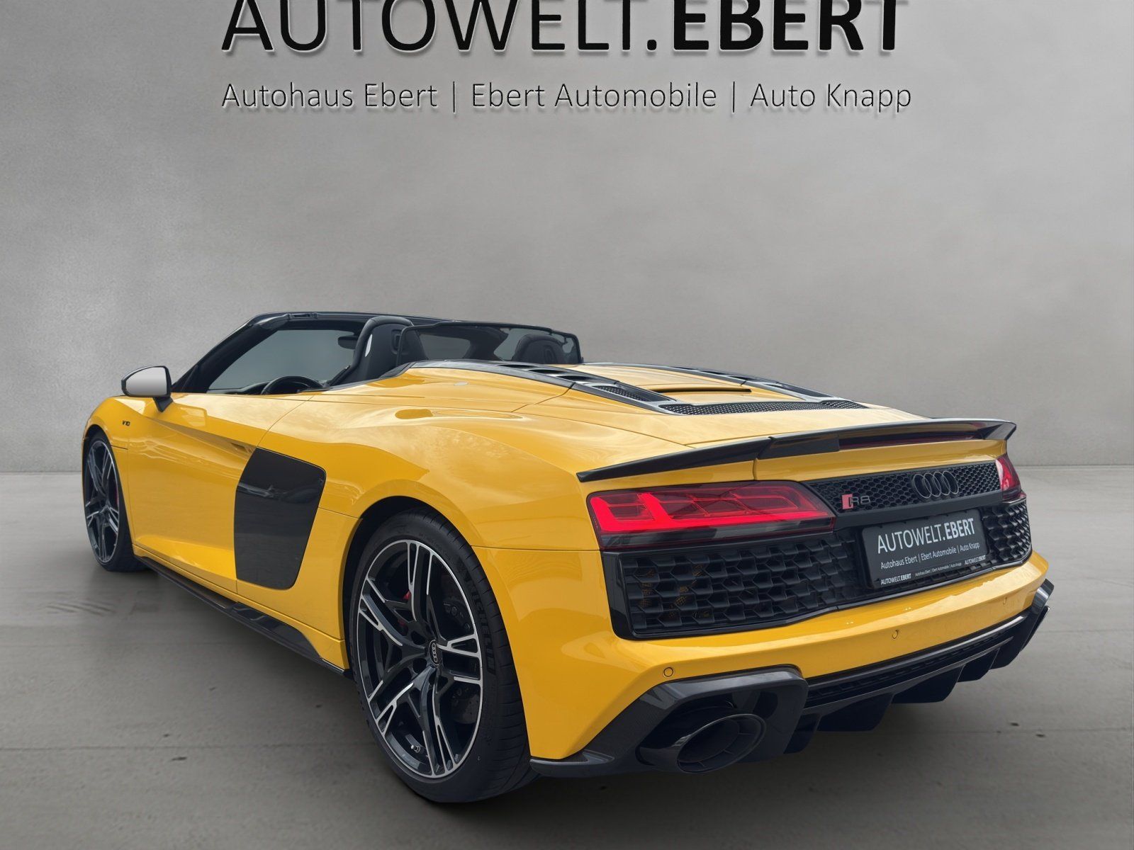Fahrzeugabbildung Audi R8 5.2 FSI quattro Spyder Performance/CARBON/B&O