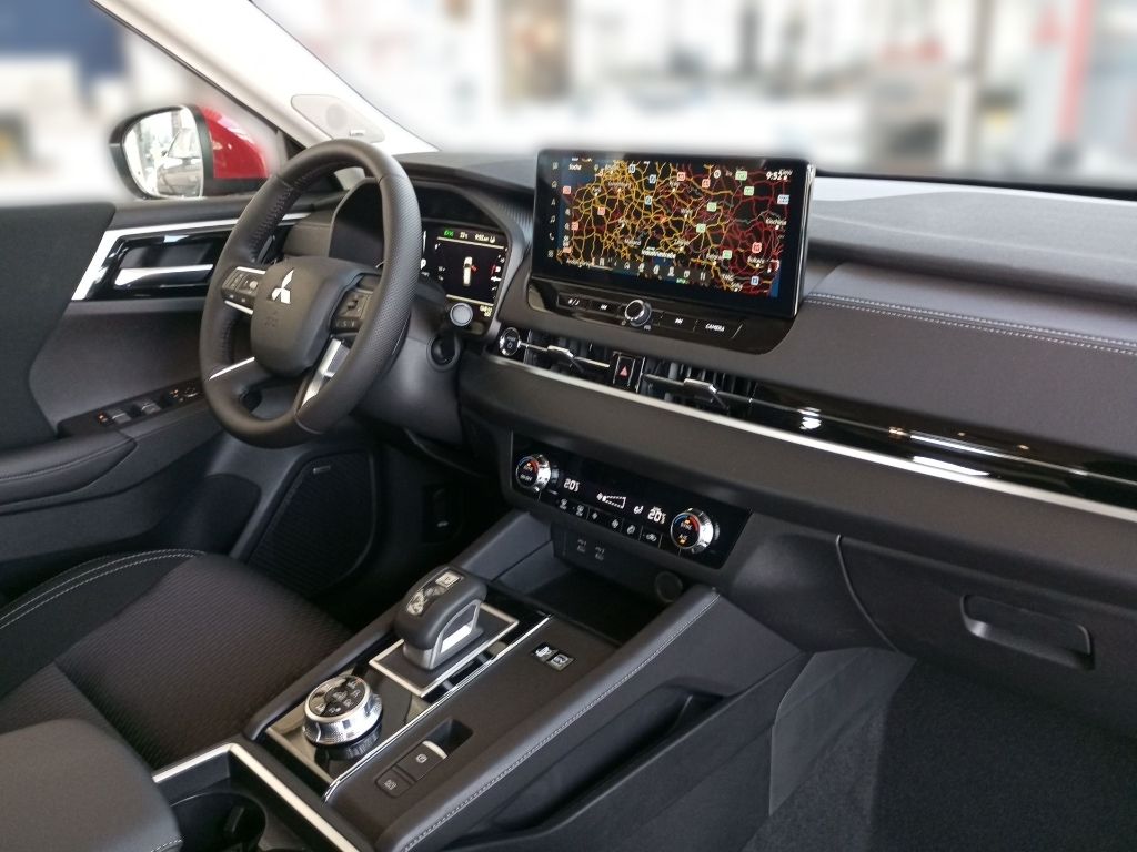 Fahrzeugabbildung Mitsubishi Outlander 2.4L PHEV BASIS