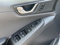 Fahrzeugabbildung Hyundai IONIQ Elektro Premium *Kamera*Totwinkel*ACC*LED*