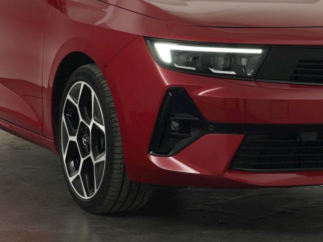 Astra L ST ULTIMATE AT+AHK+LED+NAVI+360 GRAD KAM