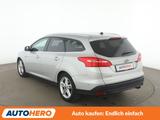 Ford Focus 1.5 EcoBoost Titanium Aut.*NAVI*BI-XENON* - Ford Focus mit Benzin-Antrieb: Kombi, Automatik