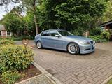 BMW 325i E90 - BMW 325: 325i E90