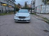 Mercedes-Benz w211 e55 amg - gebrauchte Mercedes-Benz E 55 AMG aus dem Jahr 2003