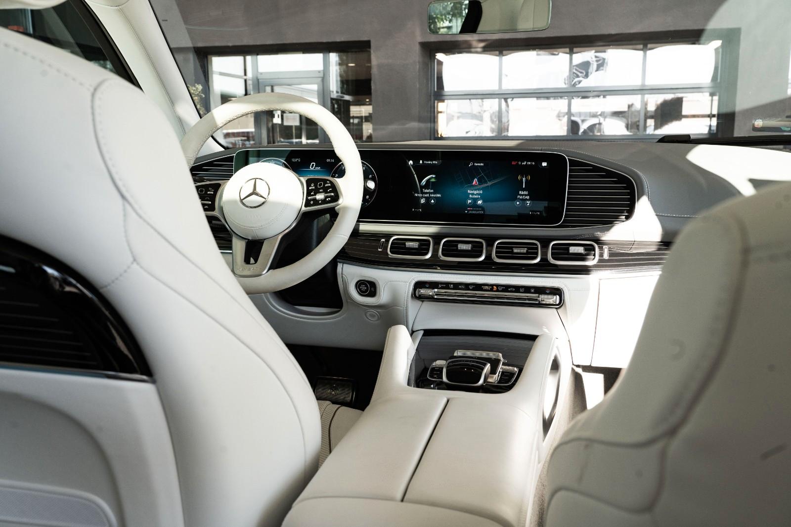 Mercedes-Benz GLS 600 Maybach 4Matic FULL OPTIONAL DUO TONE